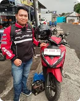 VARIO 125
