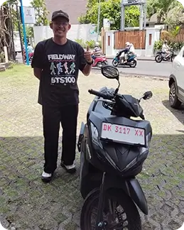 VARIO 125